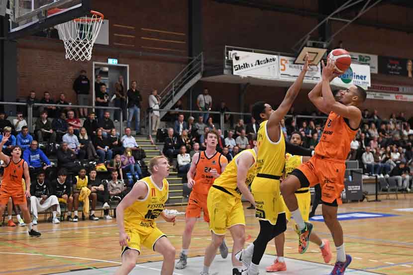 basketball 25 42