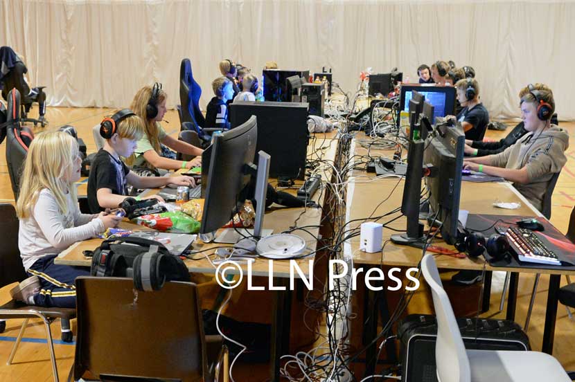 lan party bække 20 04