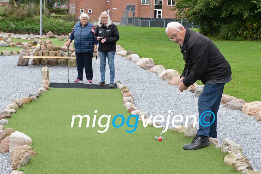 minigolf øster lindet 21 06