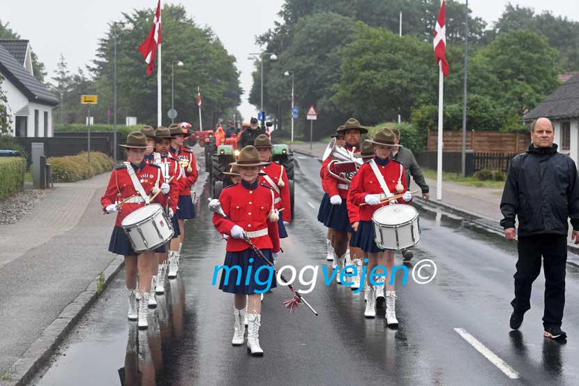 den sønderjyske pigegarde 23 01