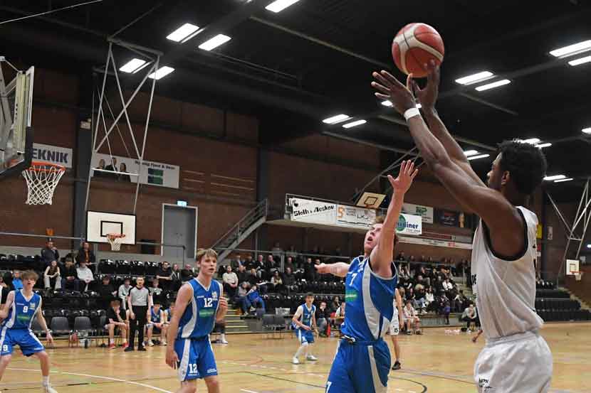 basketball 25 06