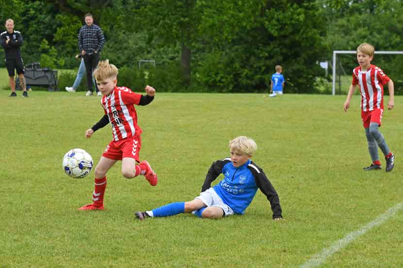 fodbold born 25 03