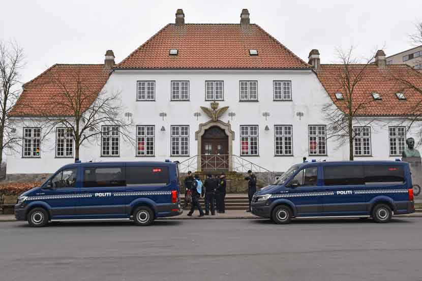 politiovelse heh 25 03