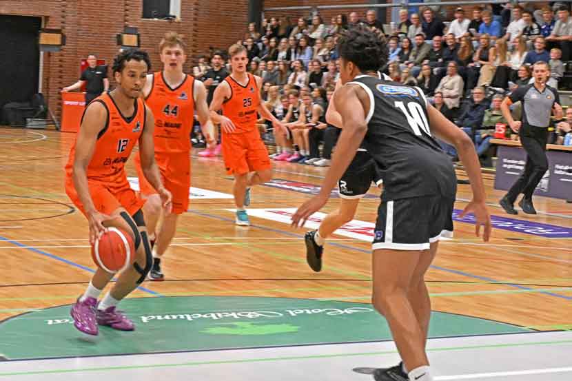 basketball 26 40